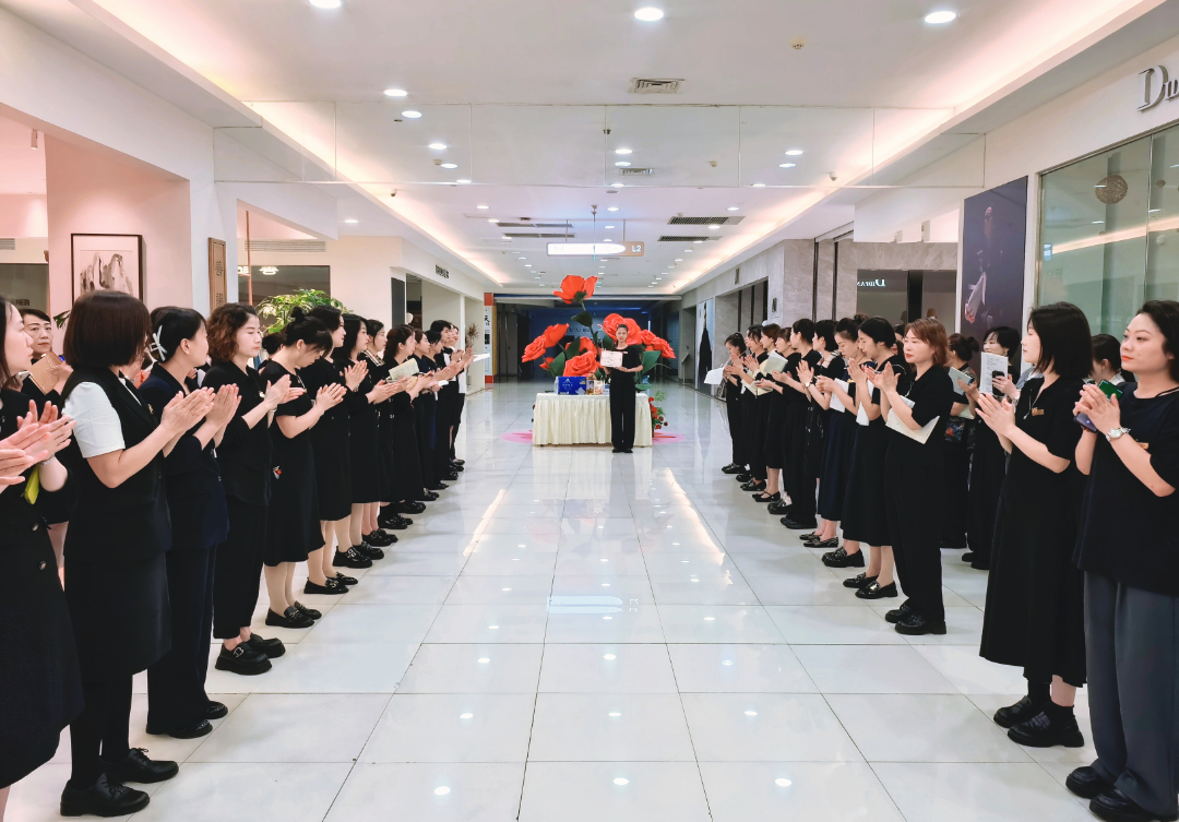 UUµçÍæ(ÖйúÇø)¹Ù·½ÍøÕ¾