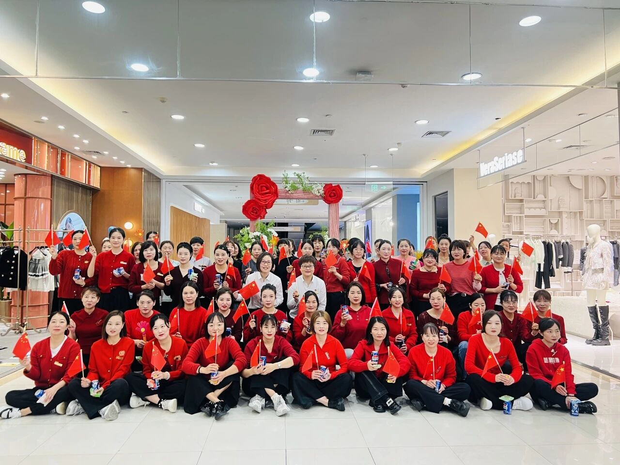 UUµçÍæ(ÖйúÇø)¹Ù·½ÍøÕ¾