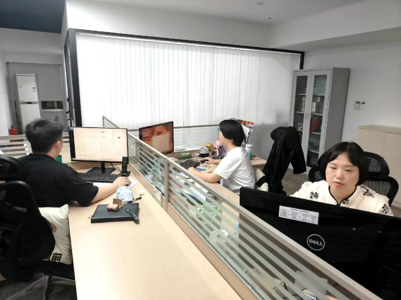 UUµçÍæ(ÖйúÇø)¹Ù·½ÍøÕ¾