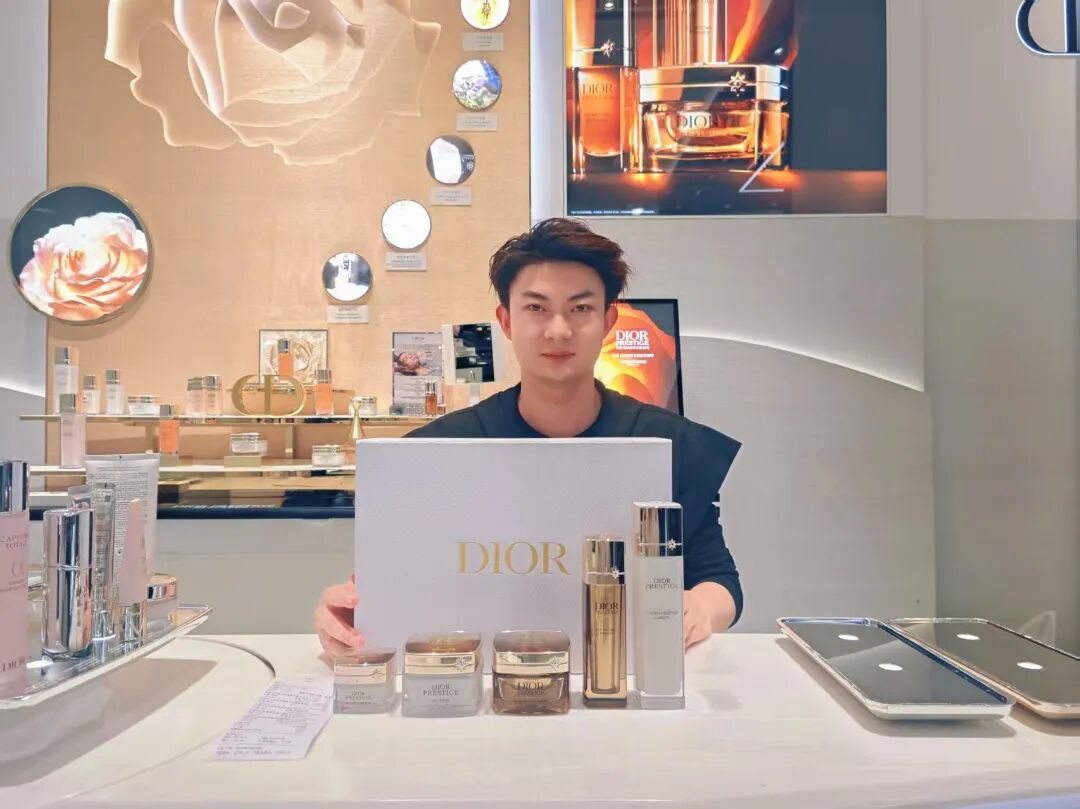 UUµçÍæ(ÖйúÇø)¹Ù·½ÍøÕ¾